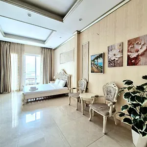 Aparthotel F F House, Ho Chi Minh City